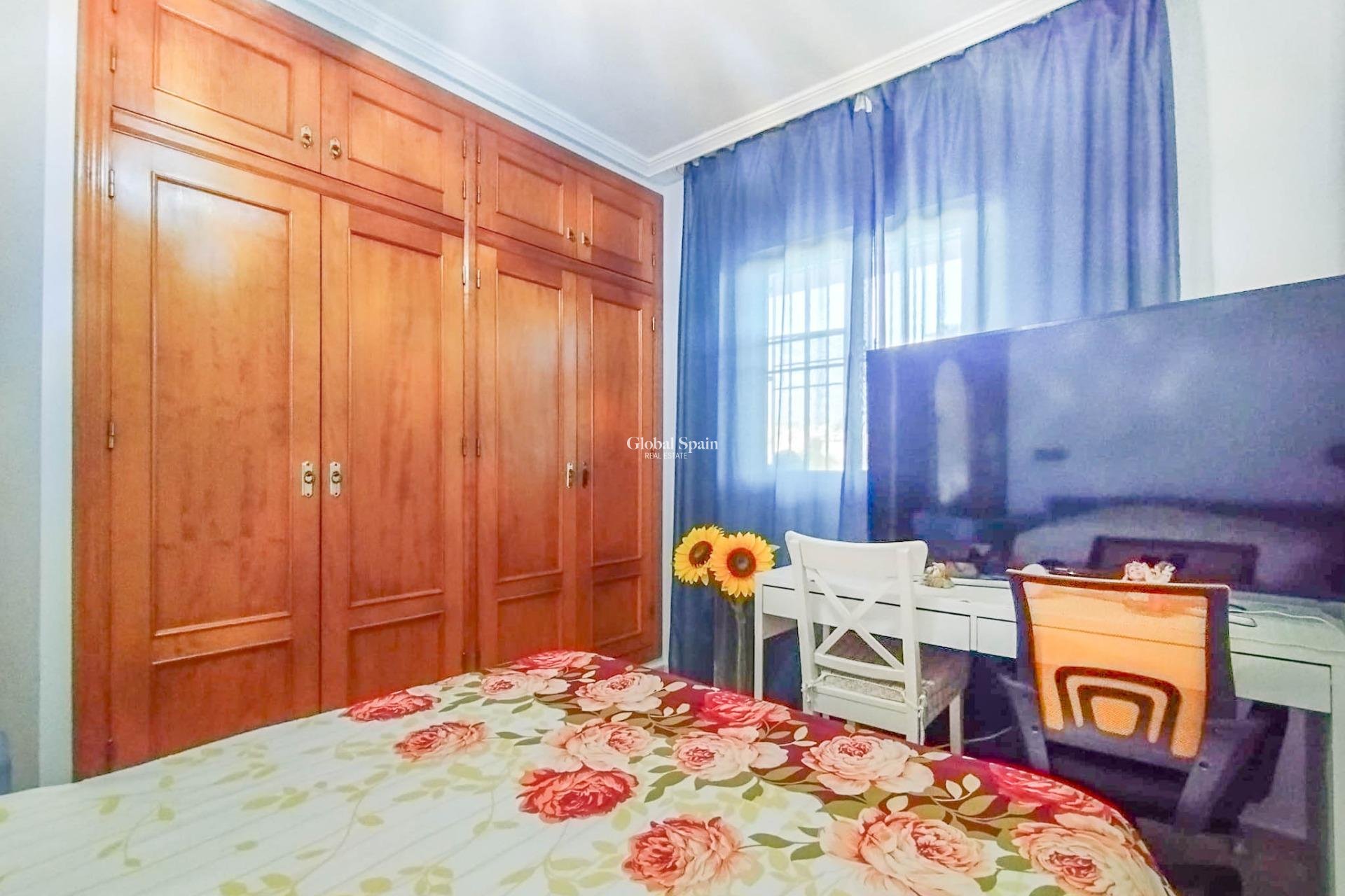 Venta - Casa -
ORIHUELA COSTA - Lomas de Cabo Roig-Los Dolses