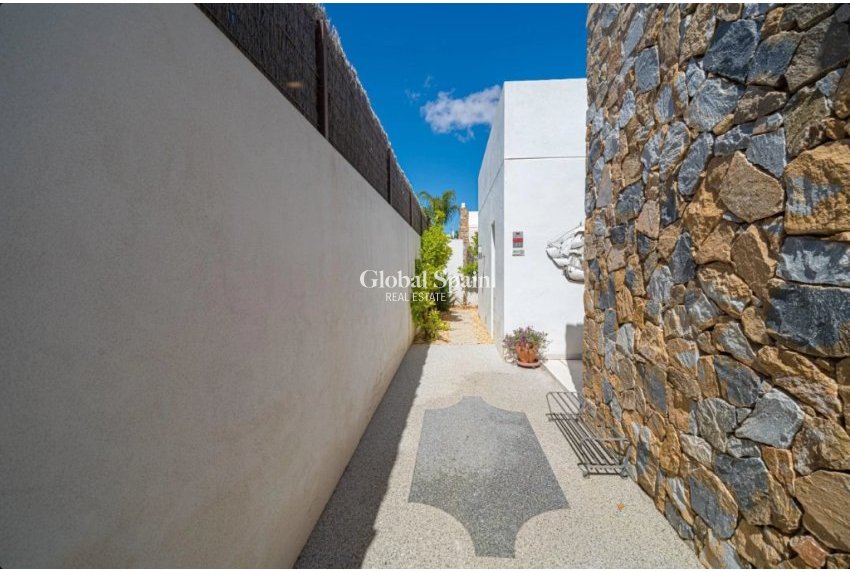 Venta - Casa -
ORIHUELA COSTA - Lomas de Cabo Roig