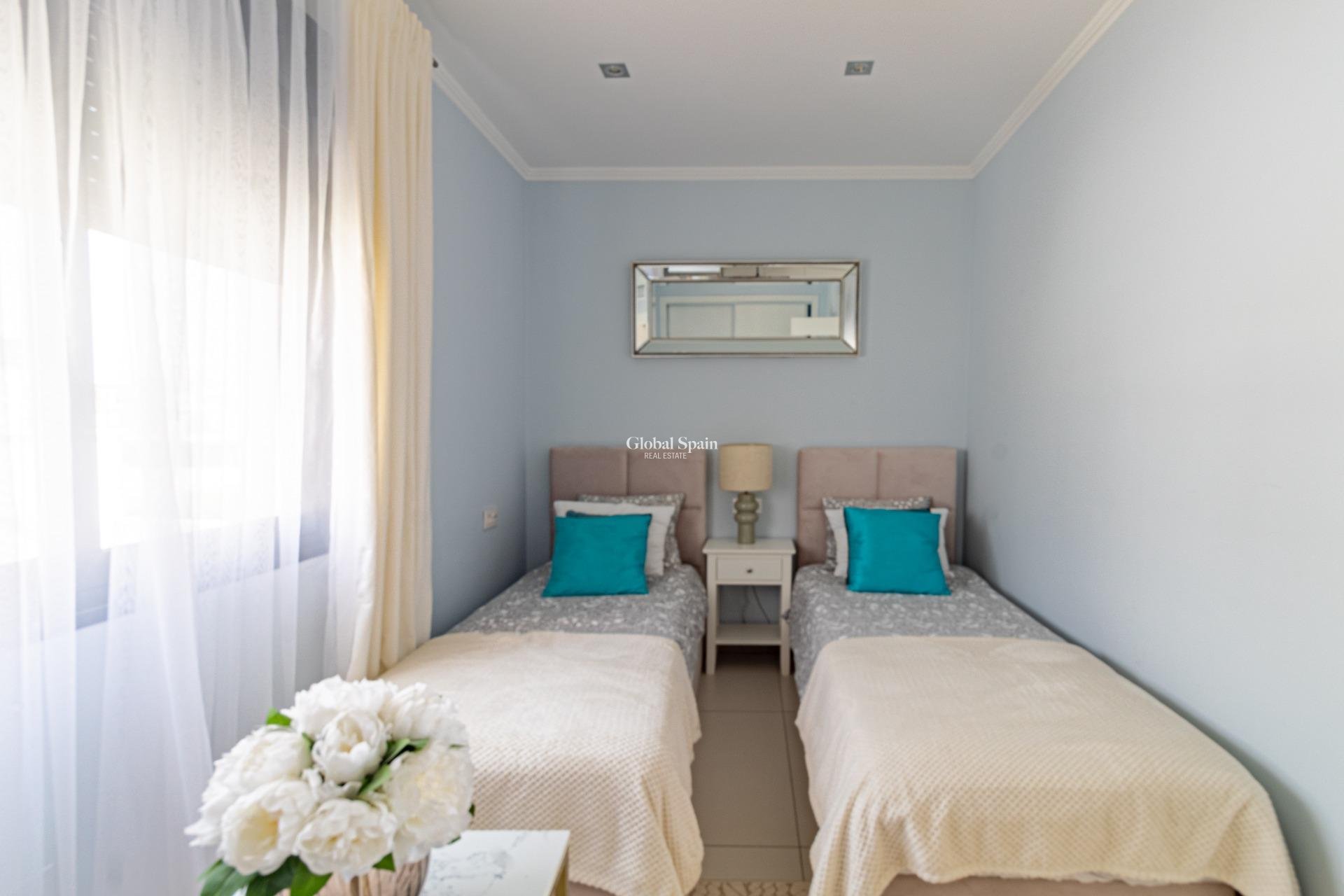 Venta - CASA -
ORIHUELA COSTA - Lomas de Cabo Roig
