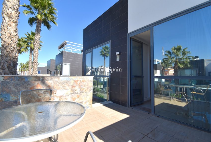 Venta - CASA -
ORIHUELA COSTA - Lomas de Cabo Roig