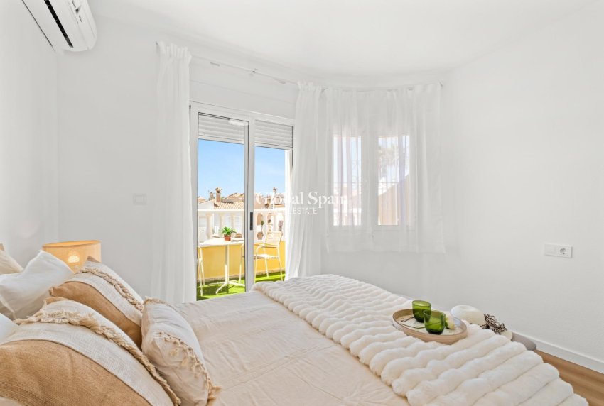 Venta - CASA -
ORIHUELA COSTA - Lomas de Campoamor-Las Ramblas