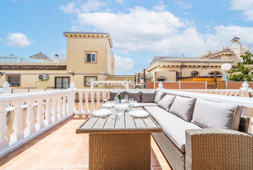 Venta - CASA -
ORIHUELA COSTA - Los Almendros-la Florida