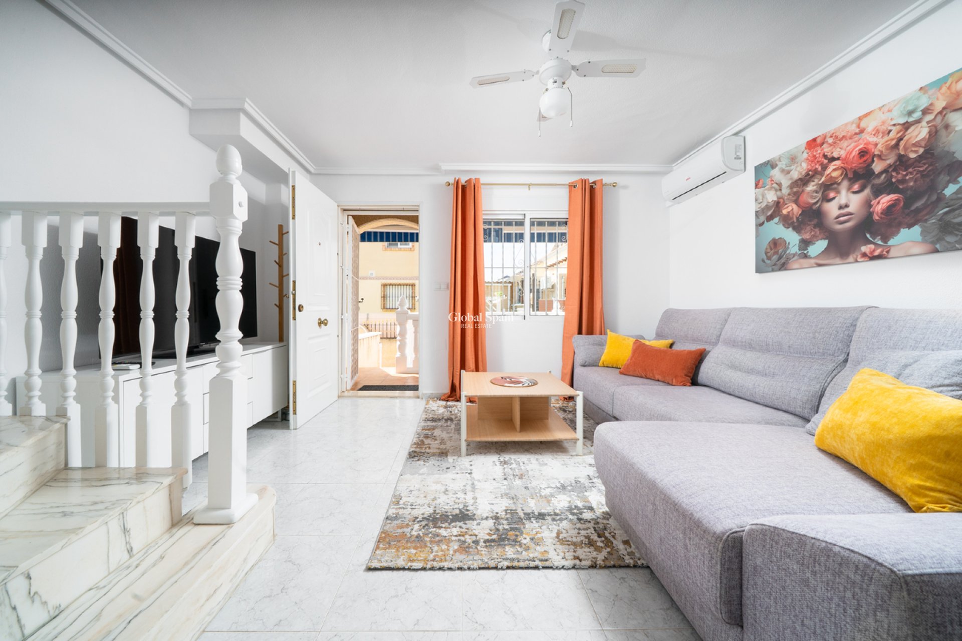 Venta - CASA -
ORIHUELA COSTA - Los Almendros - La Florida