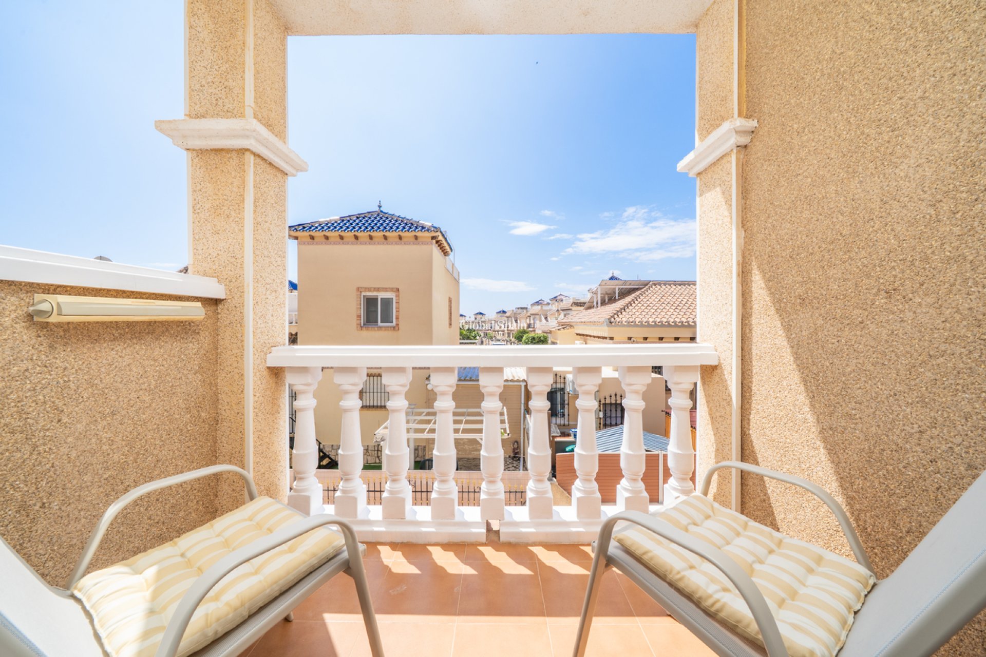 Venta - CASA -
ORIHUELA COSTA - Los Almendros - La Florida