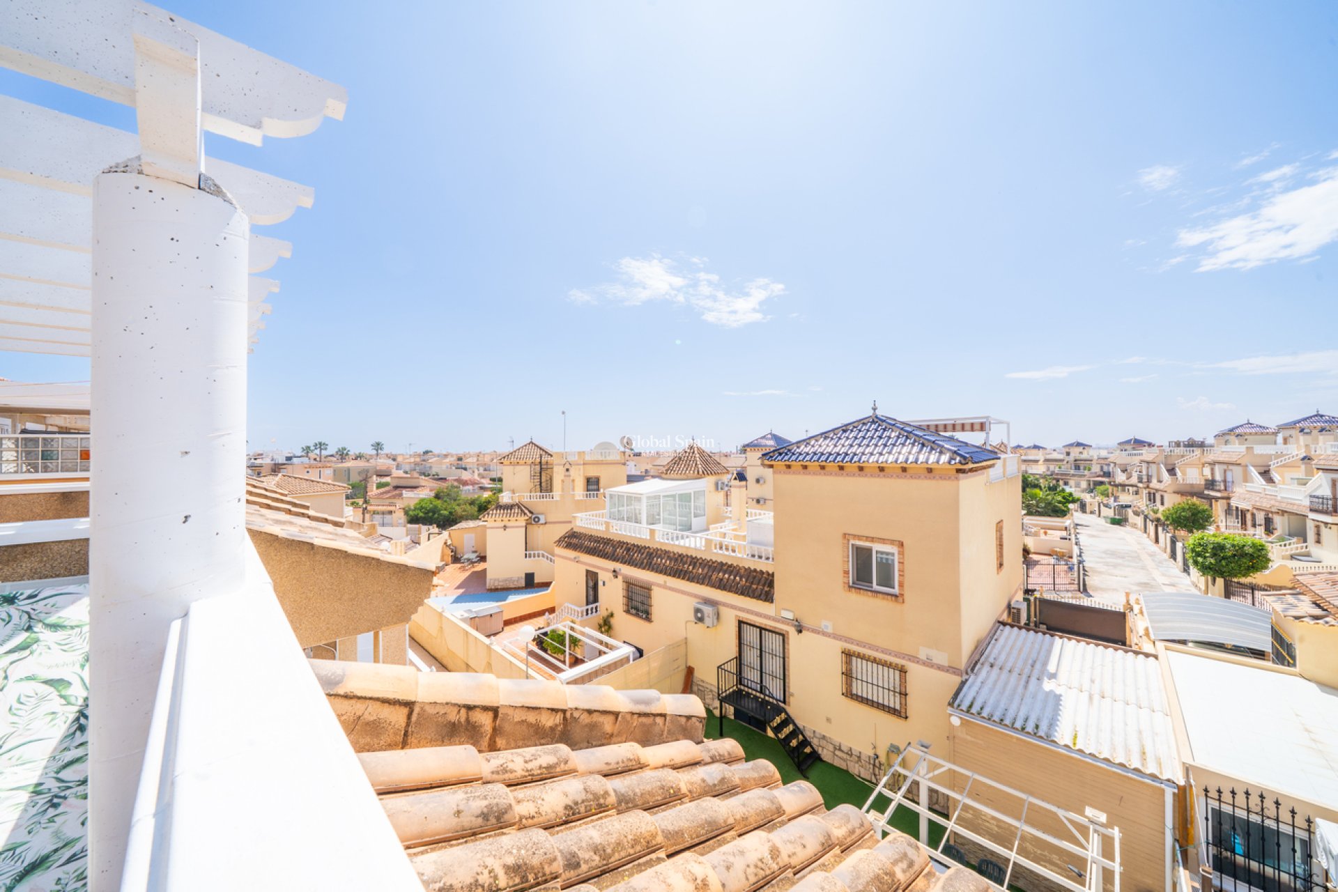 Venta - CASA -
ORIHUELA COSTA - Los Almendros - La Florida