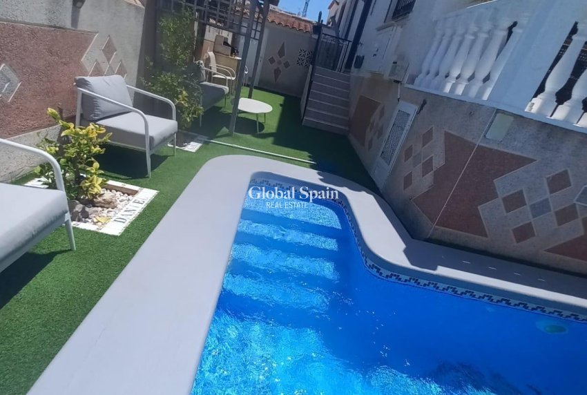 Venta - CASA -
ORIHUELA COSTA - Los Almendros-la Florida