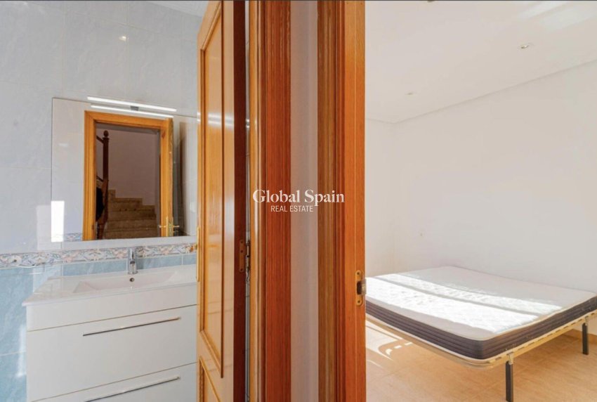 Venta - CASA -
ORIHUELA COSTA - Los Altos