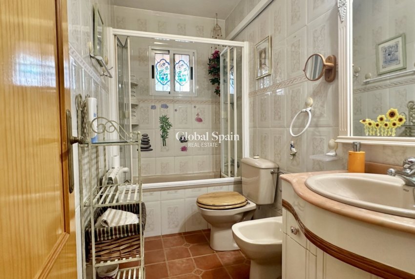 Venta - Casa -
ORIHUELA COSTA - LOS BALCONES - LOS ALTOS