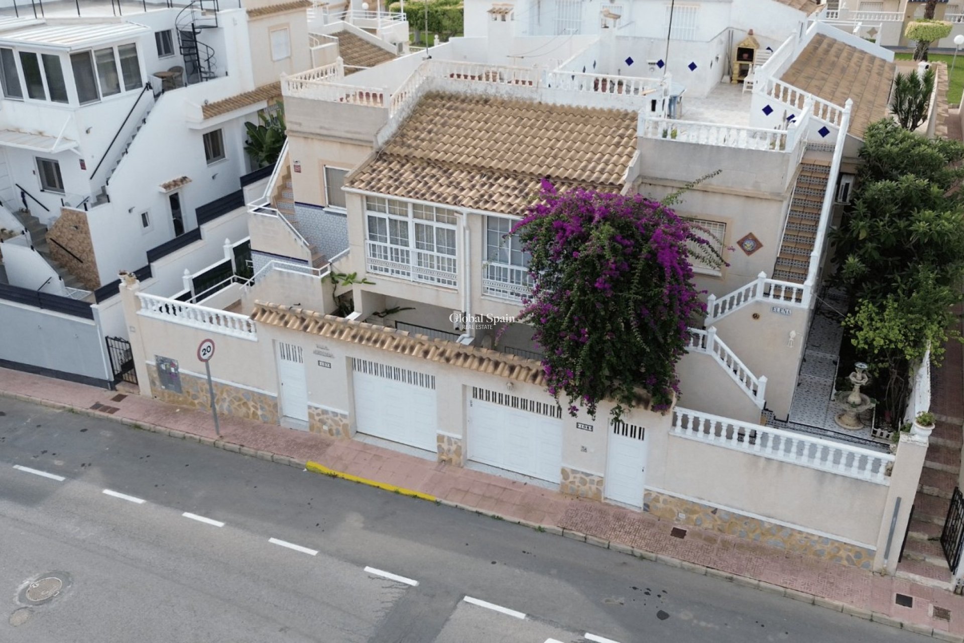 Venta - CASA -
ORIHUELA COSTA - LOS BALCONES - LOS ALTOS