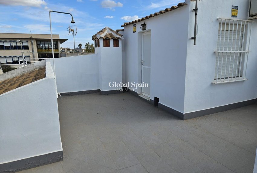 Venta - CASA -
ORIHUELA COSTA - LOS BALCONES - LOS ALTOS