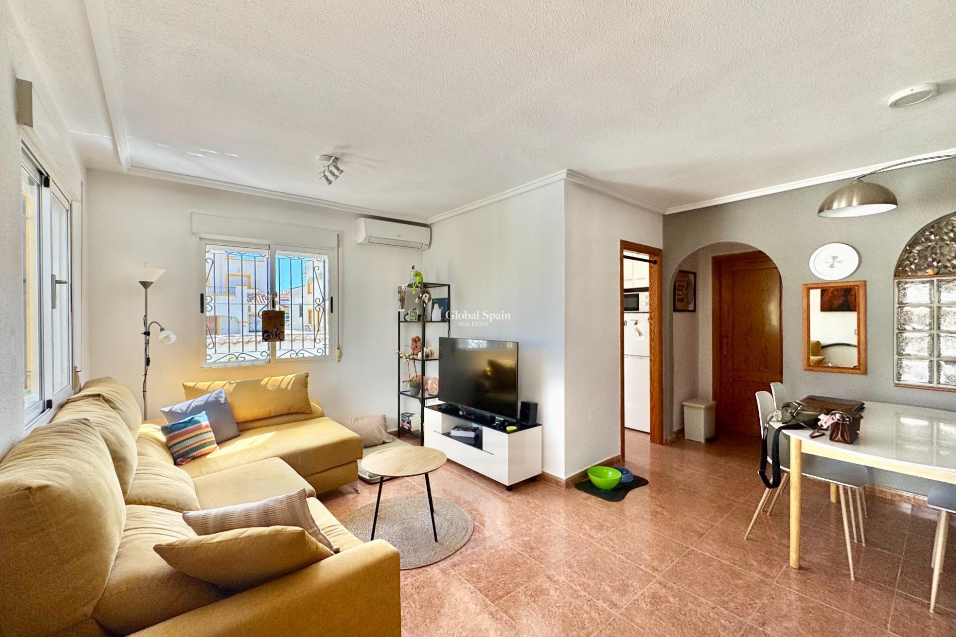 Venta - CASA -
ORIHUELA COSTA - LOS BALCONES - LOS ALTOS