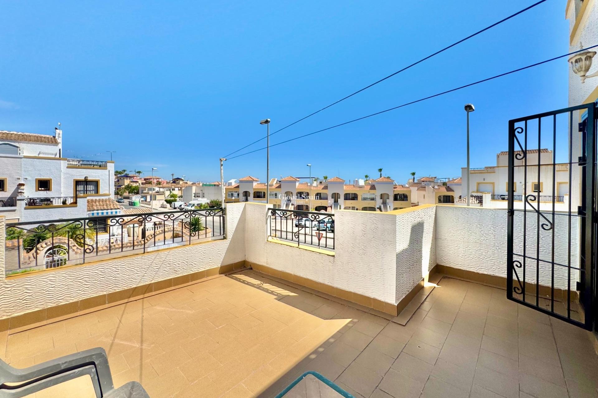 Venta - CASA -
ORIHUELA COSTA - LOS BALCONES - LOS ALTOS