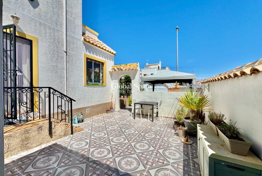 Venta - CASA -
ORIHUELA COSTA - LOS BALCONES - LOS ALTOS