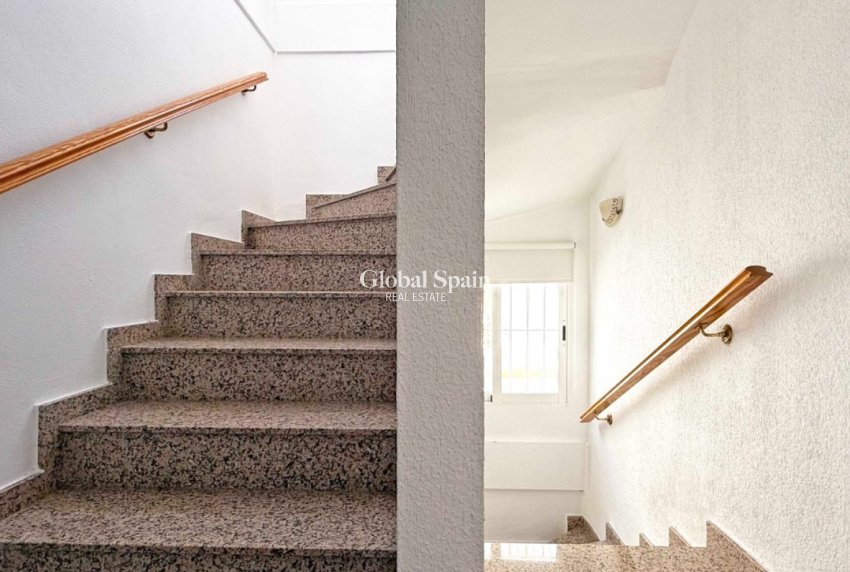 Venta - CASA -
ORIHUELA COSTA - LOS BALCONES - LOS ALTOS