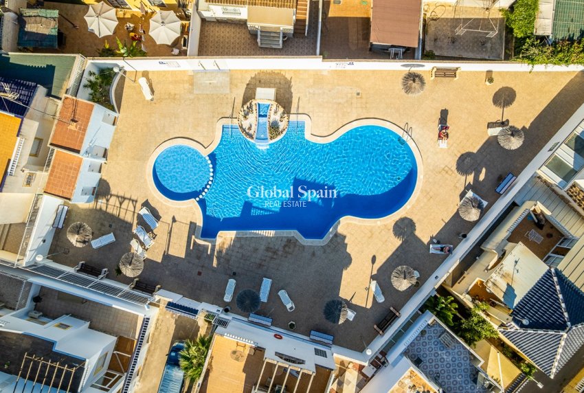 Venta - CASA -
ORIHUELA COSTA - Los Balcones