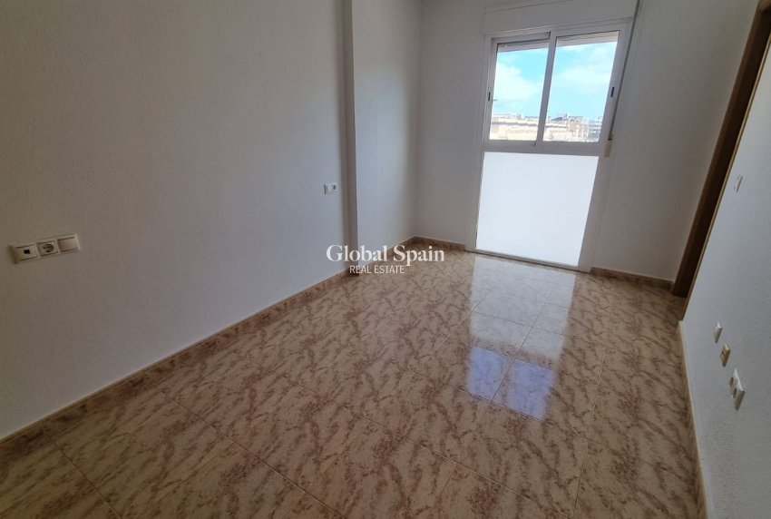 Venta - CASA -
ORIHUELA COSTA - Los Dolses