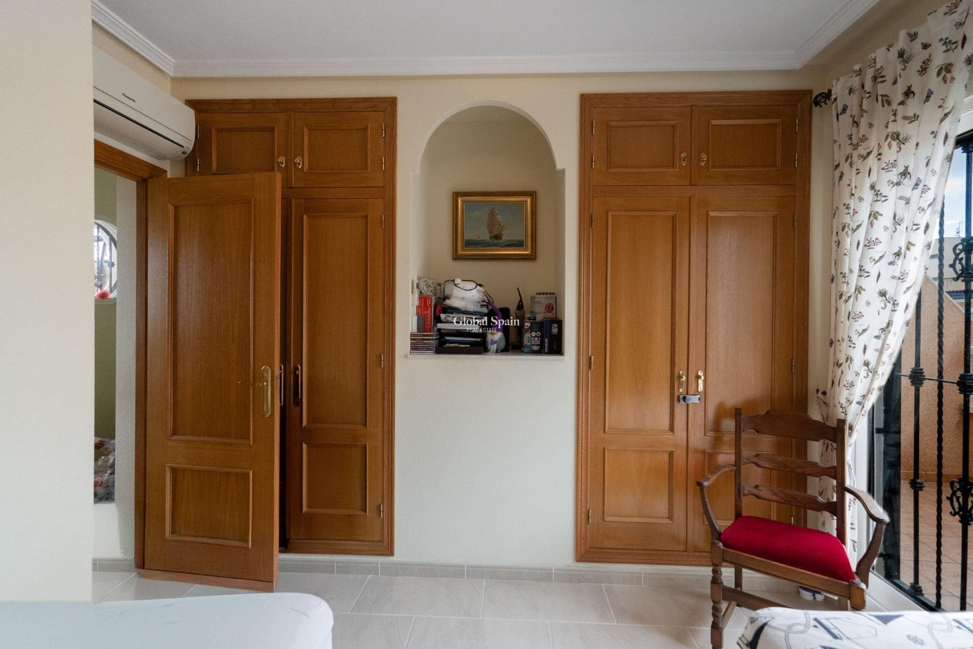 Venta - CASA -
ORIHUELA COSTA - Los Dolses