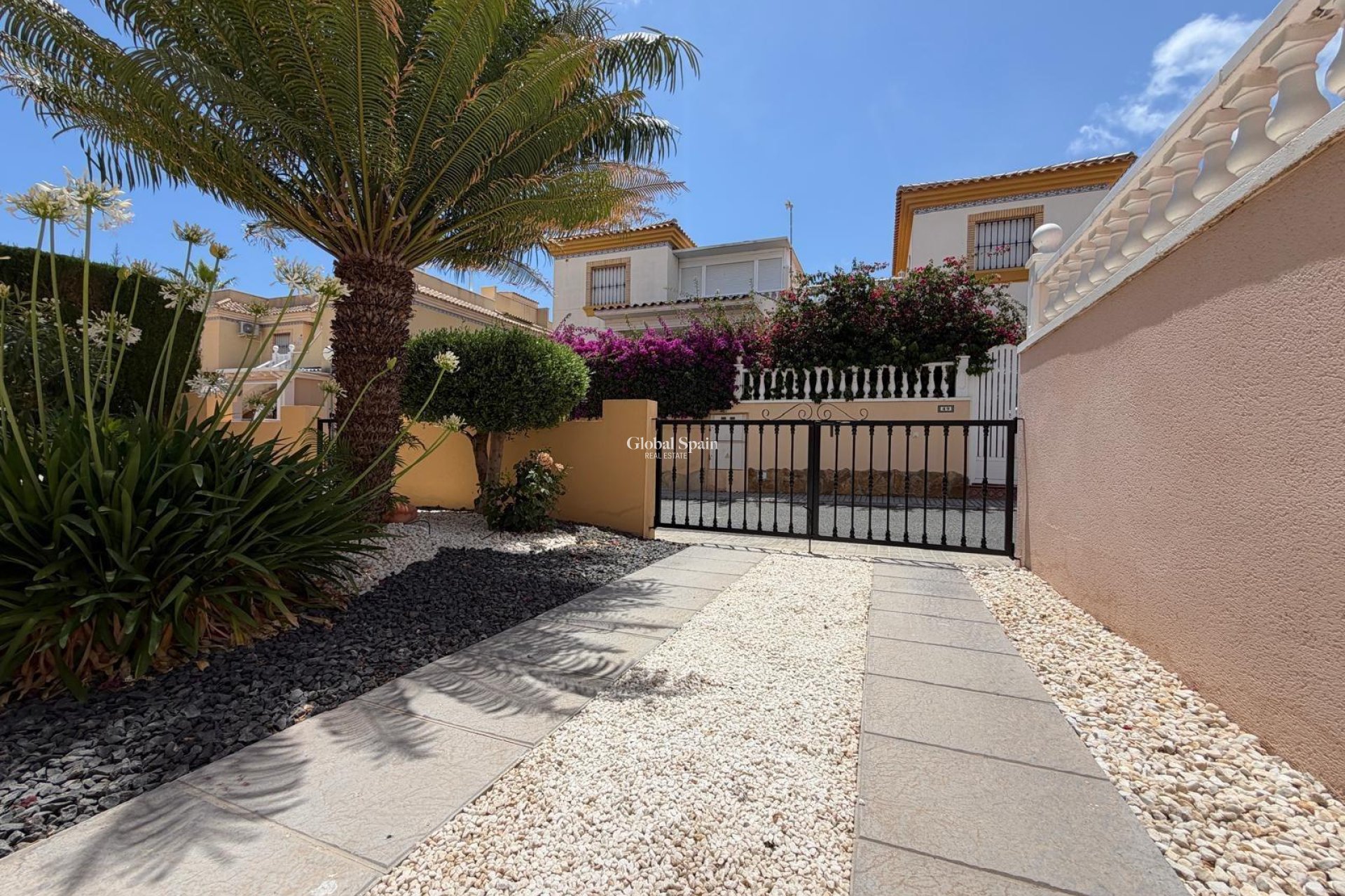 Venta - CASA -
ORIHUELA COSTA - Los Dolses