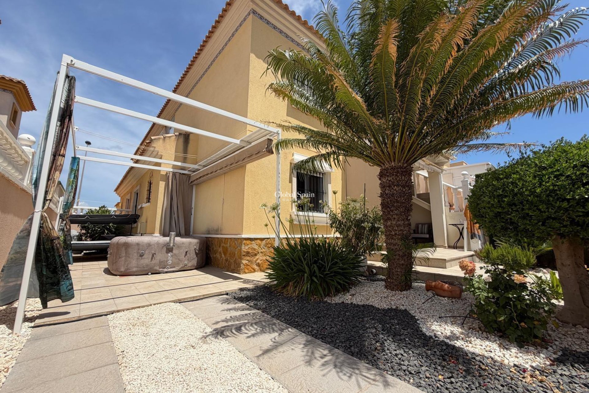 Venta - CASA -
ORIHUELA COSTA - Los Dolses
