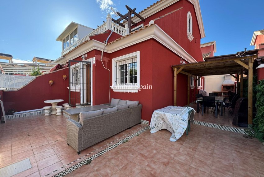 Venta - CASA -
ORIHUELA COSTA - Los Dolses