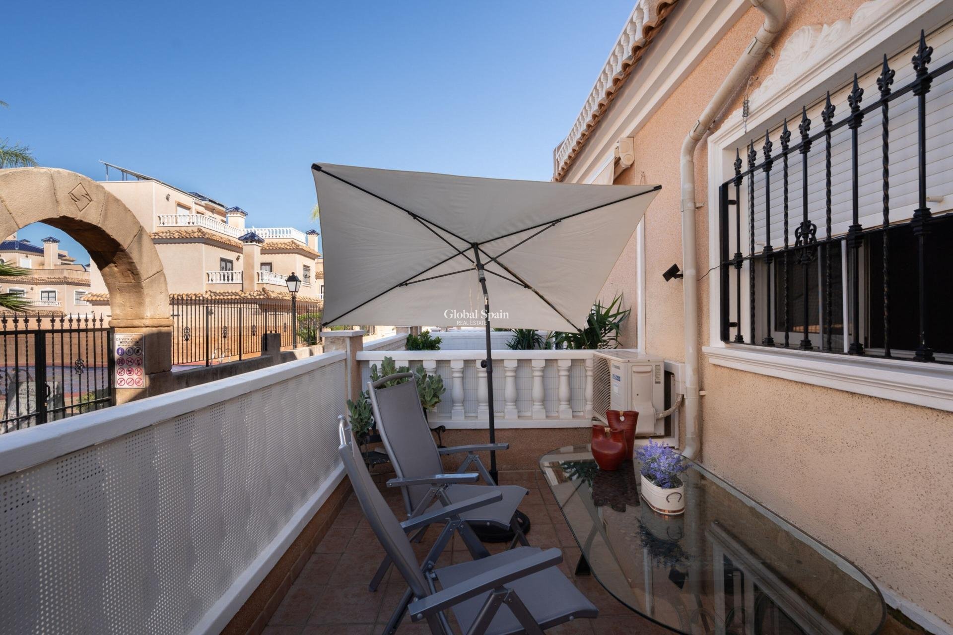 Venta - CASA -
ORIHUELA COSTA - Los Dolses