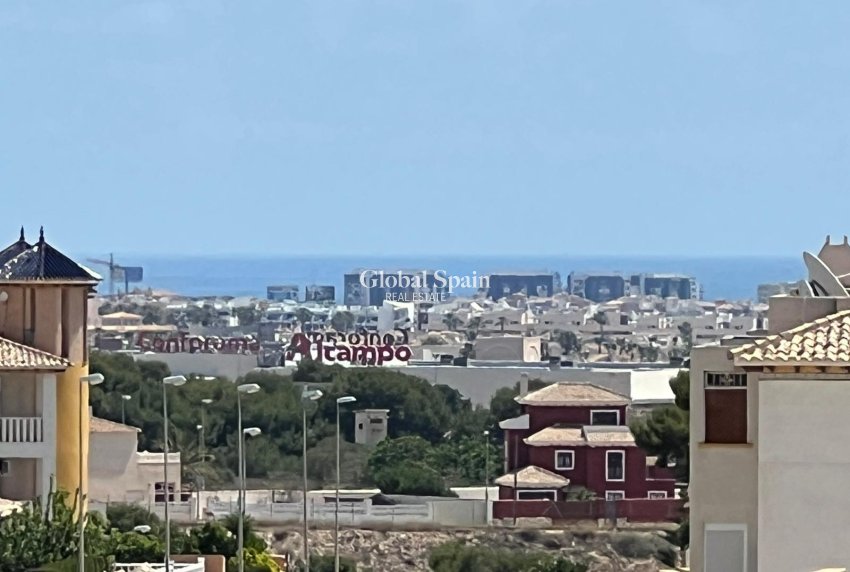 Venta - CASA -
ORIHUELA COSTA - Montezenia