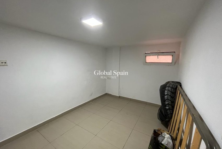 Venta - CASA -
ORIHUELA COSTA - Montezenia