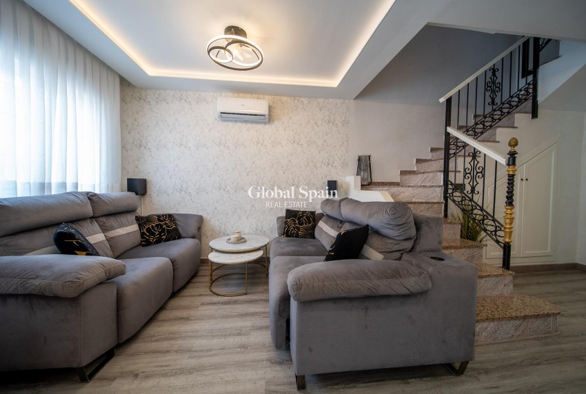 Venta - CASA -
ORIHUELA COSTA - Pau 26