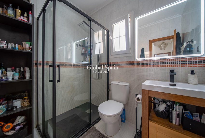 Venta - CASA -
ORIHUELA COSTA - Pau 26