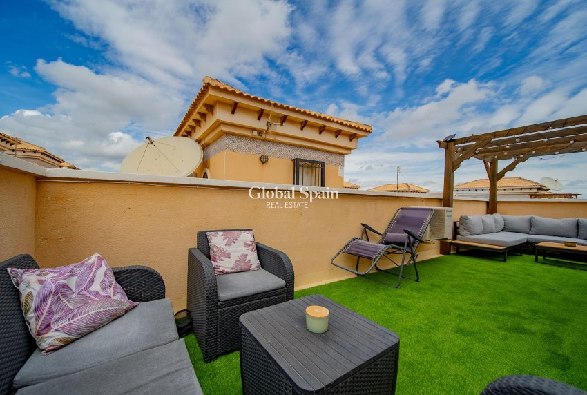 Venta - CASA -
ORIHUELA COSTA - Pau 26