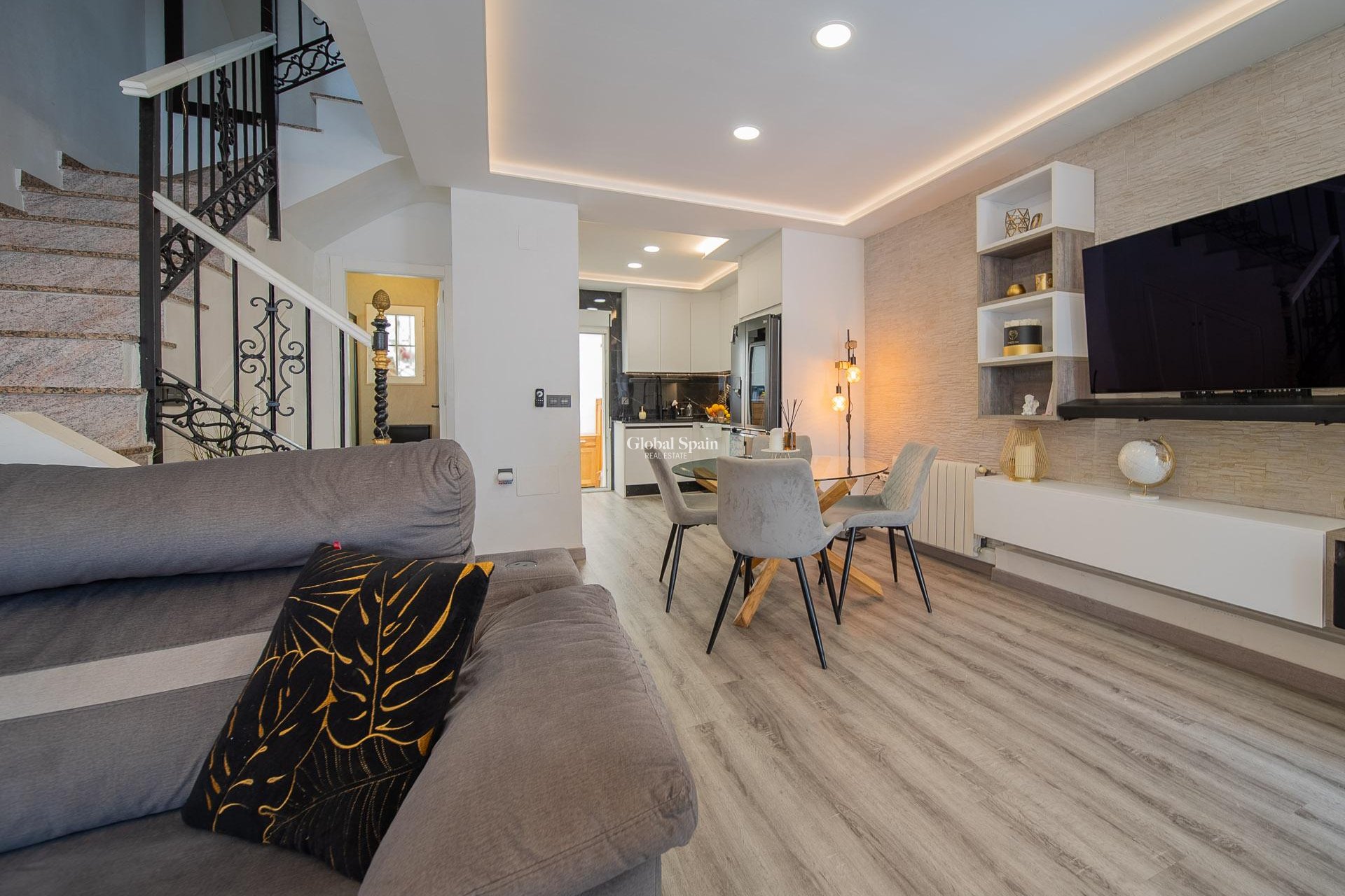 Venta - CASA -
ORIHUELA COSTA - Pau 26