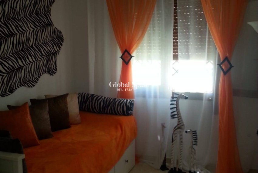 Venta - CASA -
ORIHUELA COSTA - PAU 8