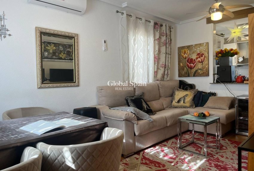 Venta - CASA -
ORIHUELA COSTA - Playa Flamenca