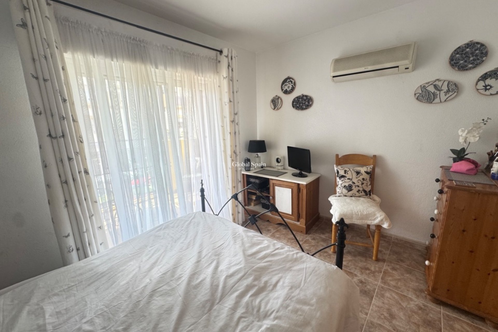 Venta - Casa -
ORIHUELA COSTA - Playa Flamenca