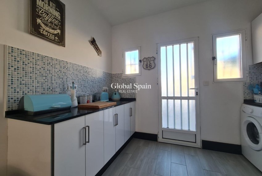 Venta - CASA -
ORIHUELA COSTA - Playa Flamenca