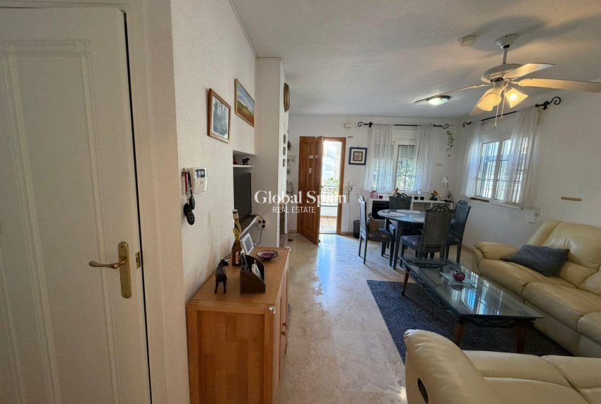 Venta - CASA -
ORIHUELA COSTA - Playa Flamenca