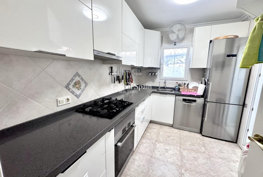 Venta - CASA -
ORIHUELA COSTA - Playa Flamenca