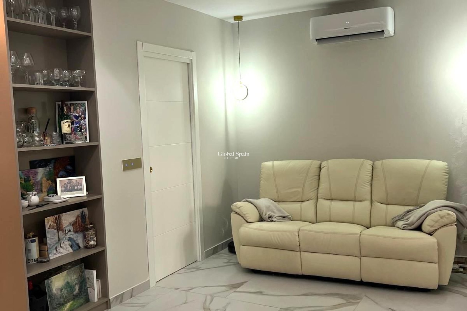 Venta - CASA -
ORIHUELA COSTA - Playa Flamenca