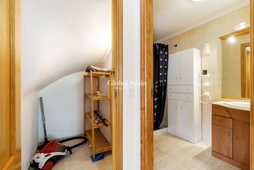 Venta - CASA -
ORIHUELA COSTA - Playa Flamenca