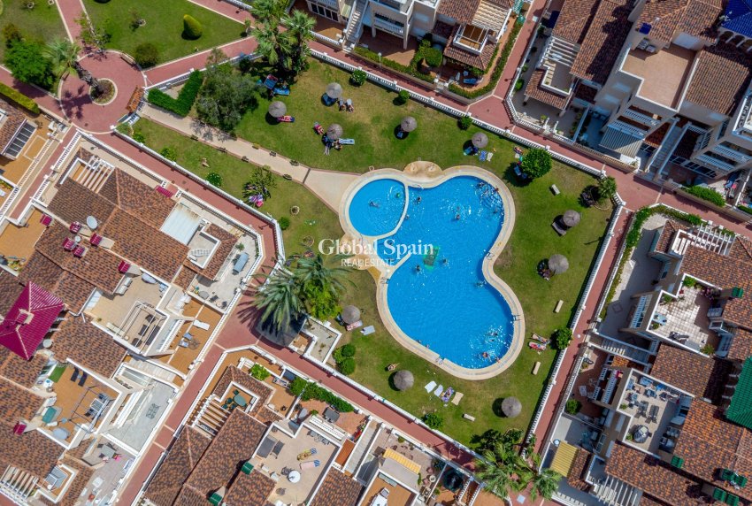 Venta - CASA -
ORIHUELA COSTA - Playa Flamenca