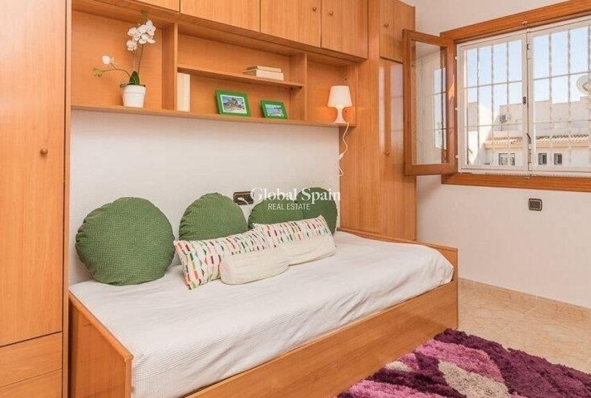 Venta - CASA -
ORIHUELA COSTA - Playa Flamenca