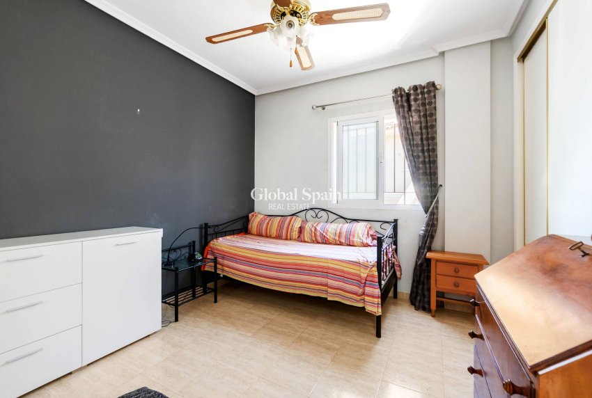 Venta - CASA -
ORIHUELA COSTA - Playa Flamenca