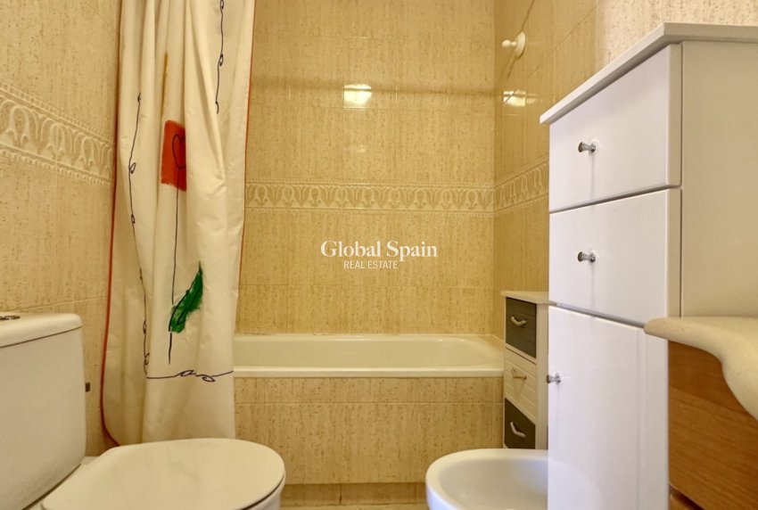 Venta - CASA -
ORIHUELA COSTA - Playa Flamenca