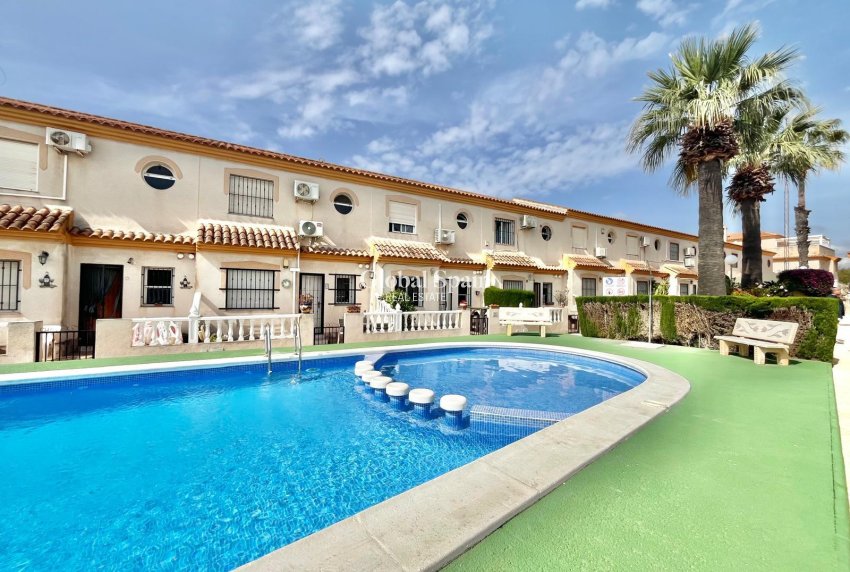 Venta - CASA -
ORIHUELA COSTA - Playa Flamenca