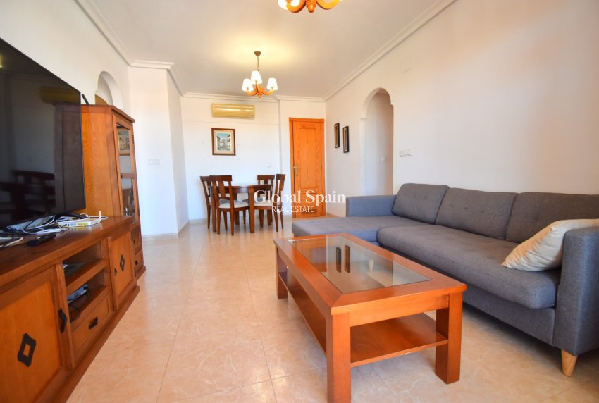 Venta - CASA -
Orihuela Costa - Playa Flamenca