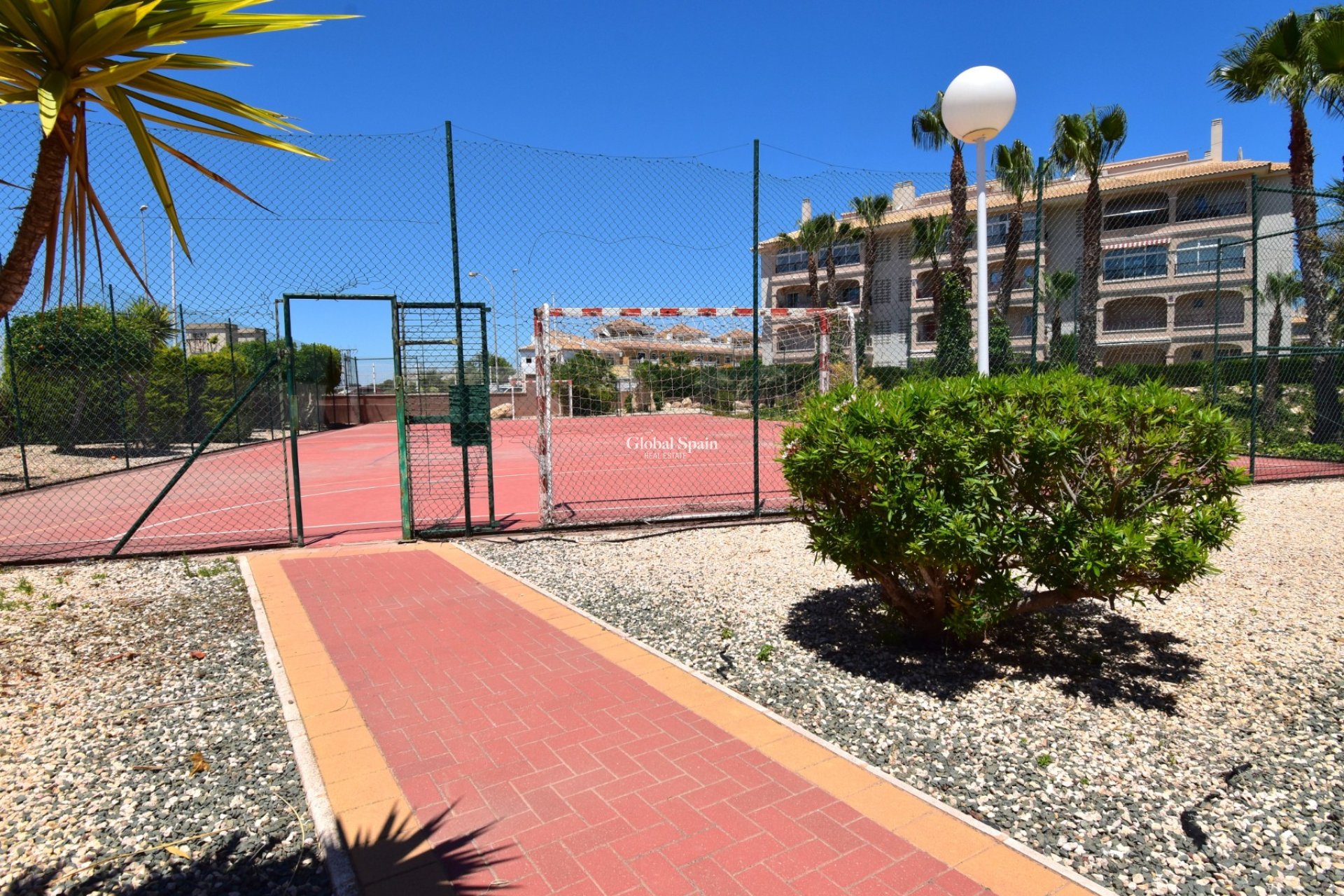 Venta - CASA -
Orihuela Costa - Playa Flamenca