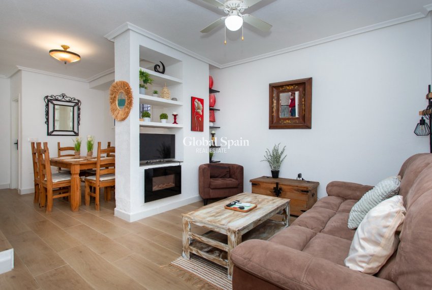 Venta - CASA -
ORIHUELA COSTA - Playa Flamenca