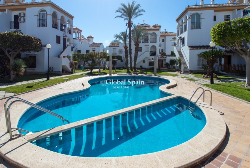 Venta - CASA -
ORIHUELA COSTA - Playa Flamenca