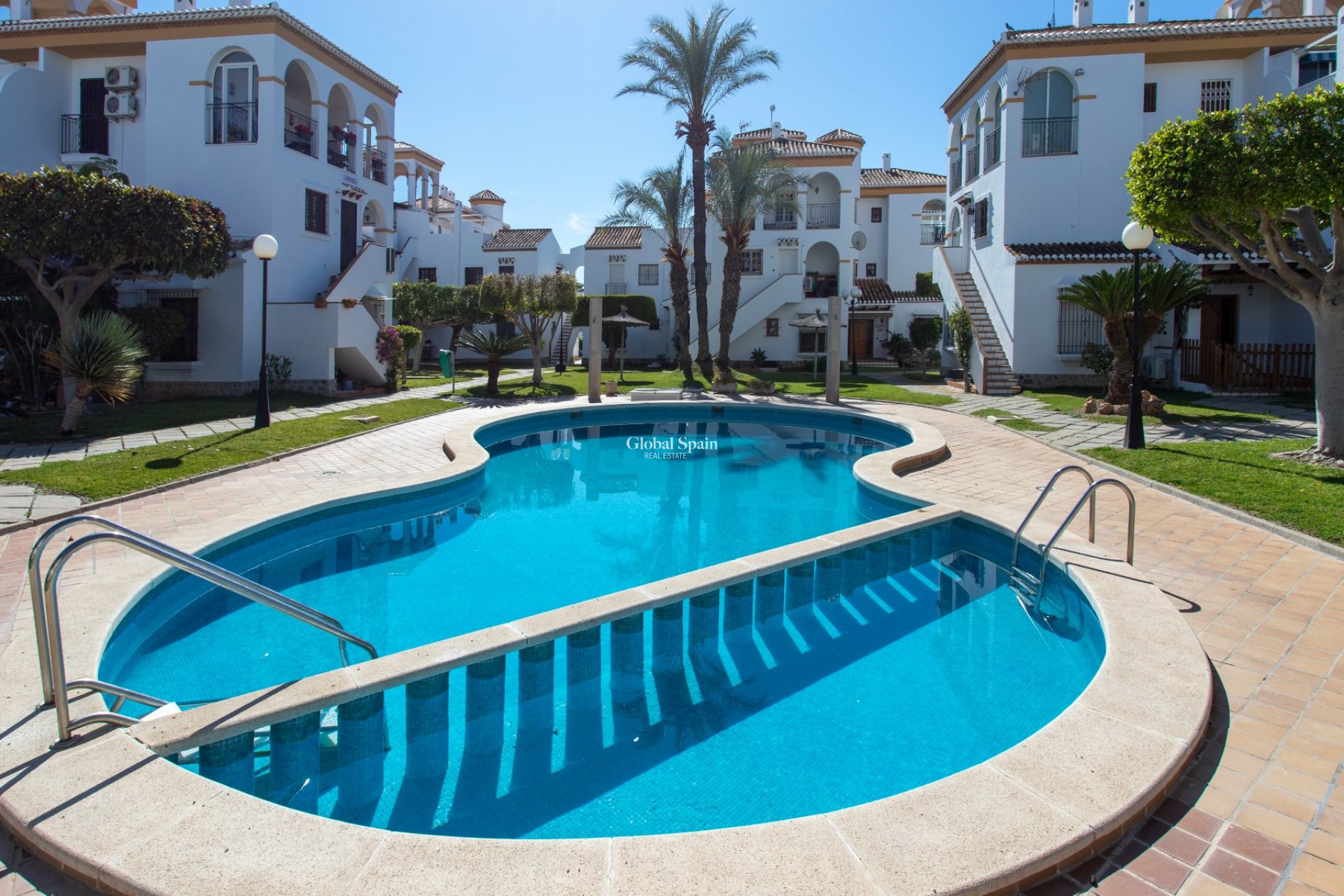 Venta - CASA -
ORIHUELA COSTA - Playa Flamenca