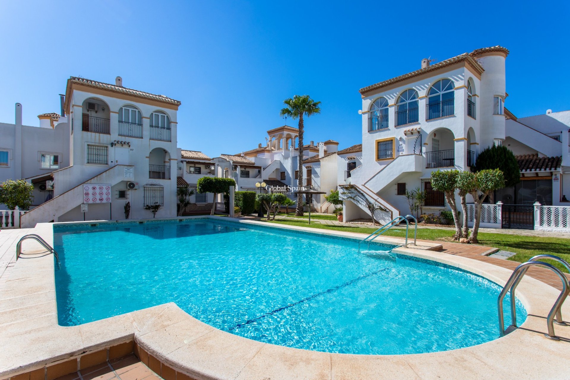 Venta - CASA -
ORIHUELA COSTA - Playa Flamenca